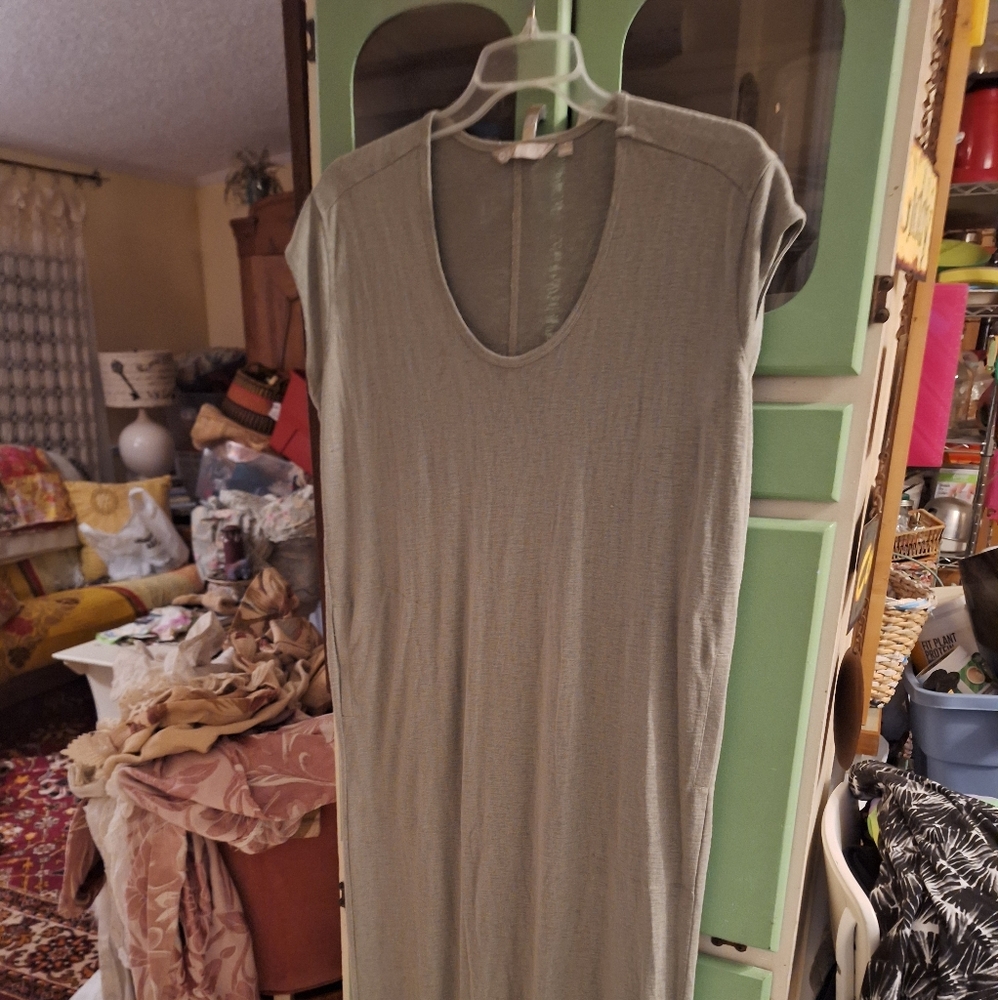Athleta lounge dress with pockets